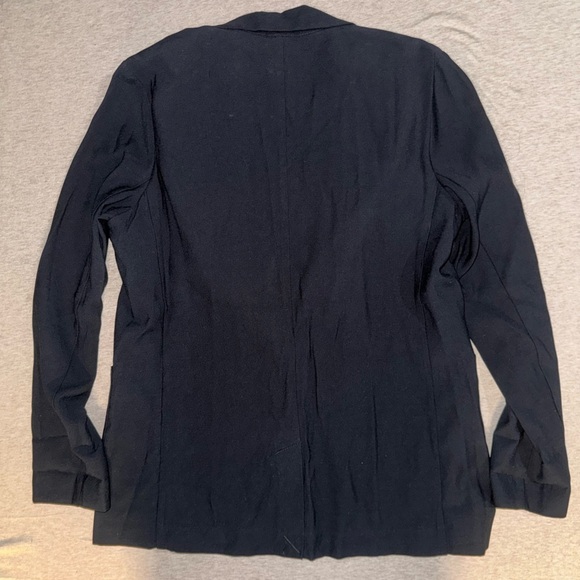 Relaxed Black Button Blazer - Picture 3 of 4